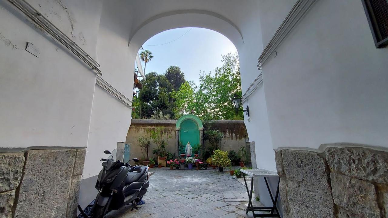 Kiki Suite Napoli Centro Экстерьер фото
