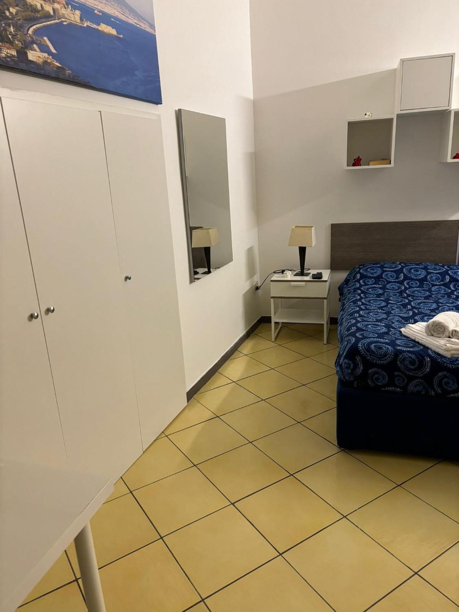 Kiki Suite Napoli Centro Экстерьер фото